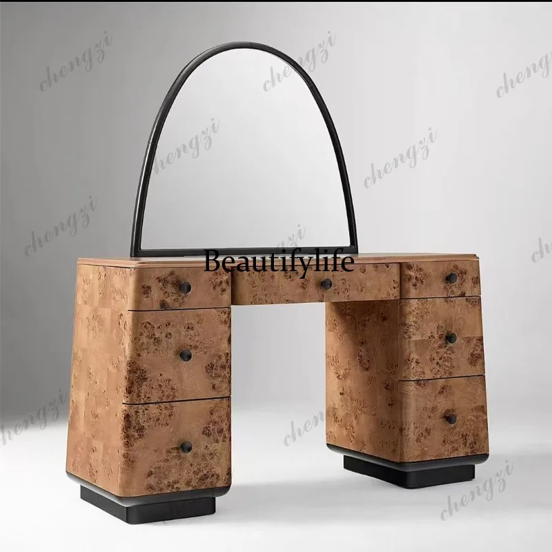 Wunderschöner Schminktisch im  – Beauty Makeup Design Bewertung und Preis